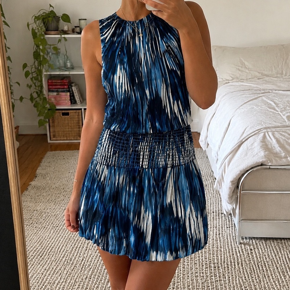 Halston heritage‎ pleated high neck ruched waist water color design midi dress